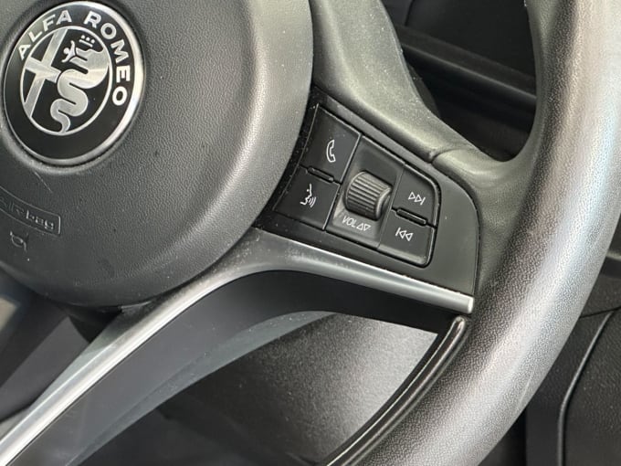 2018 Alfa Romeo Giulia
