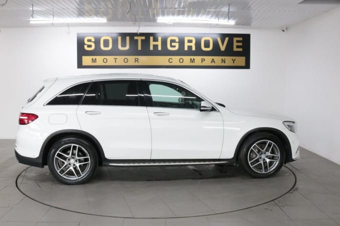 2024 Mercedes-benz Glc-class