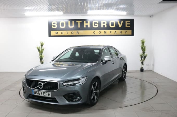 2025 Volvo S90