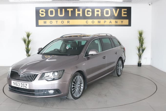 2025 Skoda Superb