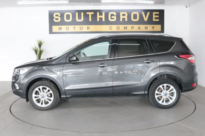 2025 Ford Kuga