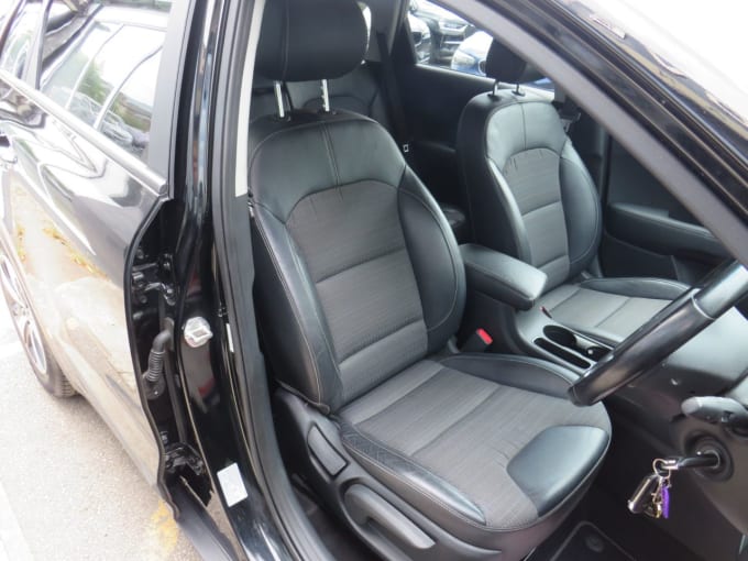 2025 Kia Niro