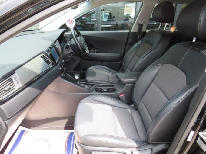 2025 Kia Niro