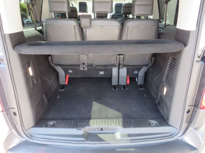 2025 Peugeot Traveller