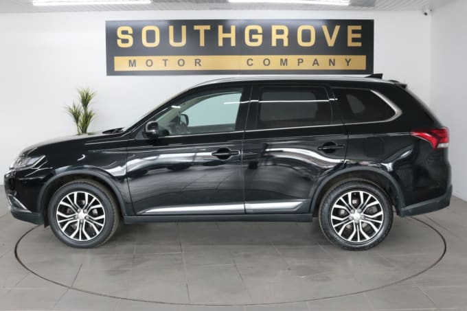 2025 Mitsubishi Outlander