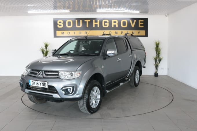 2025 Mitsubishi L200