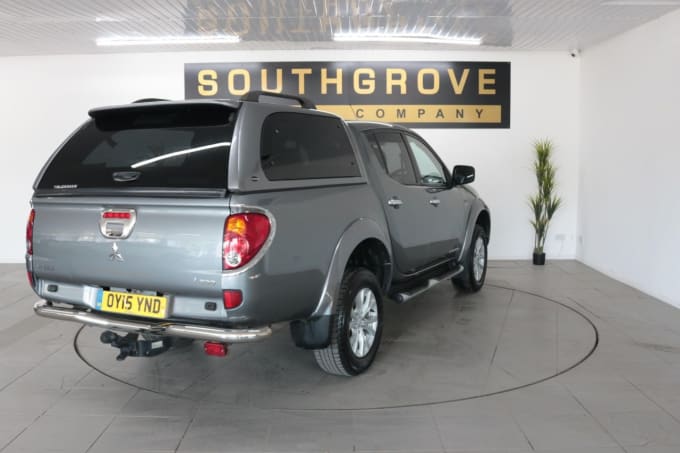 2025 Mitsubishi L200
