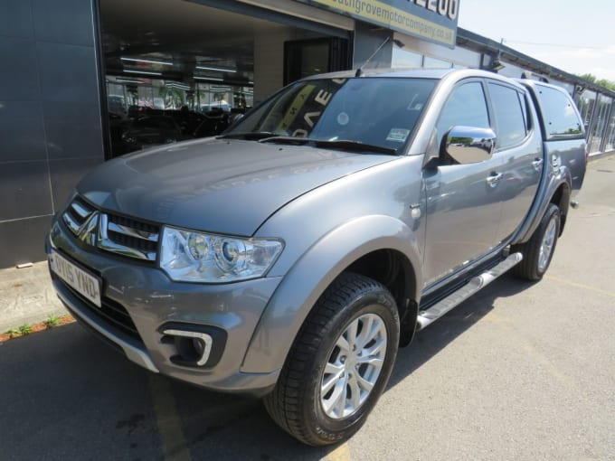 2025 Mitsubishi L200