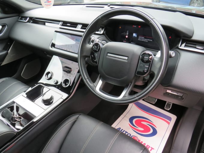 2025 Land Rover Range Rover Velar