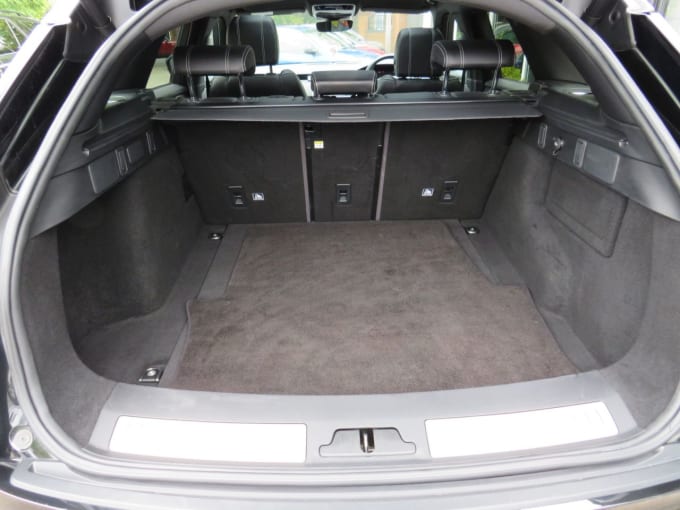 2025 Land Rover Range Rover Velar