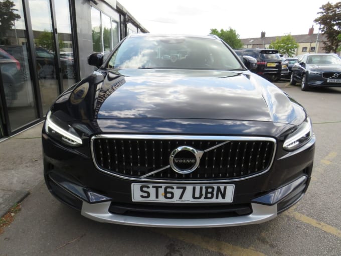 2025 Volvo 100 Series