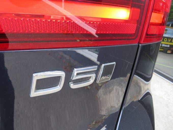 2025 Volvo 100 Series
