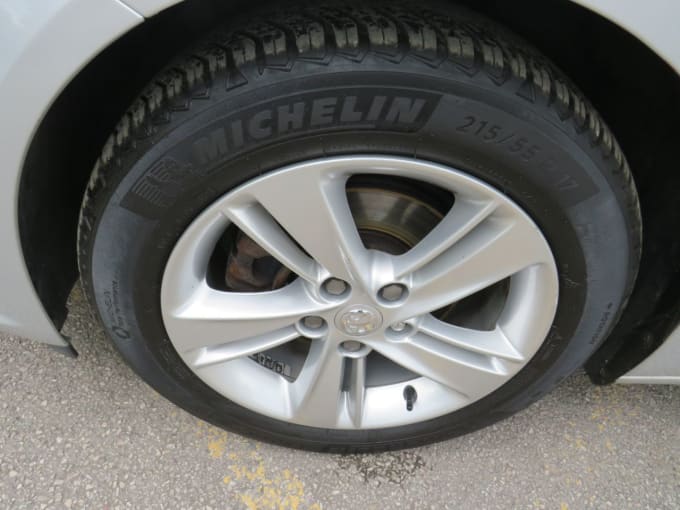 2025 Vauxhall Insignia