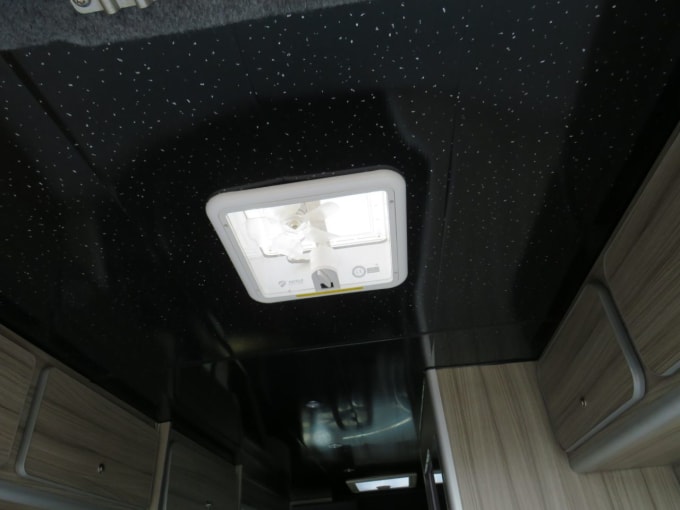 2025 Peugeot Boxer