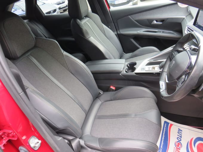 2025 Peugeot 3008
