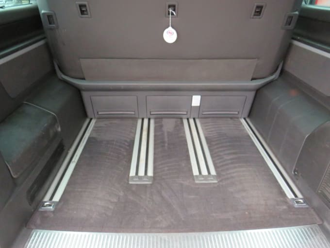2025 Volkswagen Caravelle