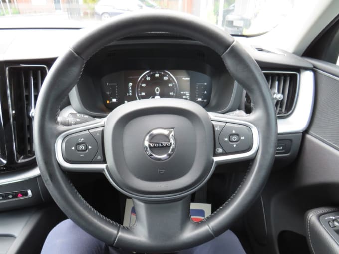 2025 Volvo Xc60