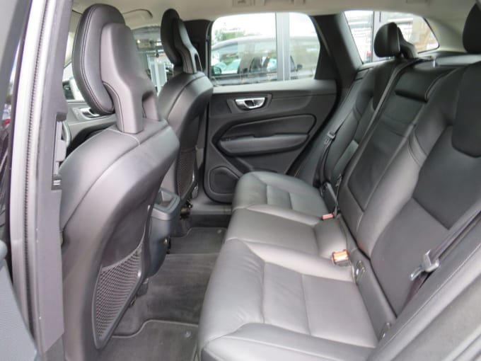 2025 Volvo Xc60
