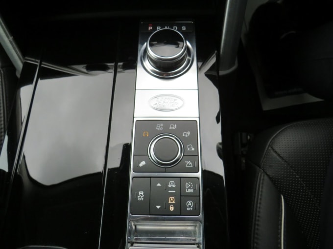 2025 Land Rover Discovery