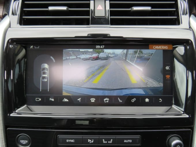 2025 Land Rover Discovery
