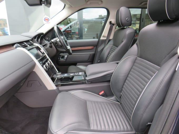 2025 Land Rover Discovery