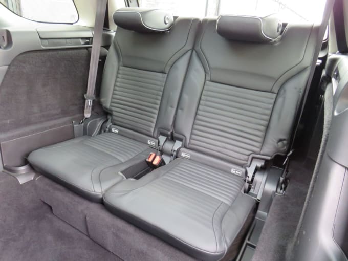 2025 Land Rover Discovery