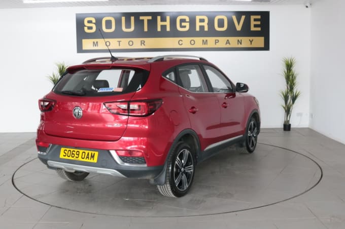 2025 Mg Mg Zs