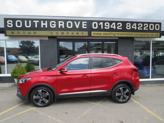 2025 Mg Mg Zs