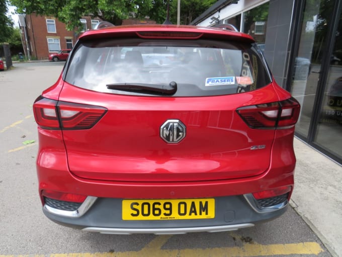 2025 Mg Mg Zs