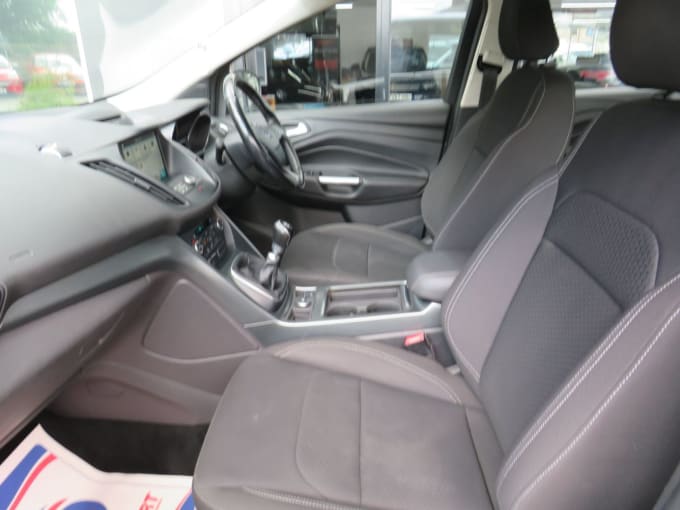 2025 Ford Kuga