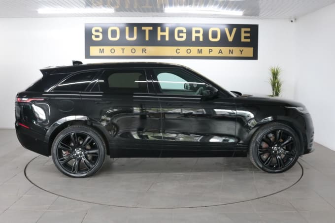 2025 Land Rover Range Rover Velar