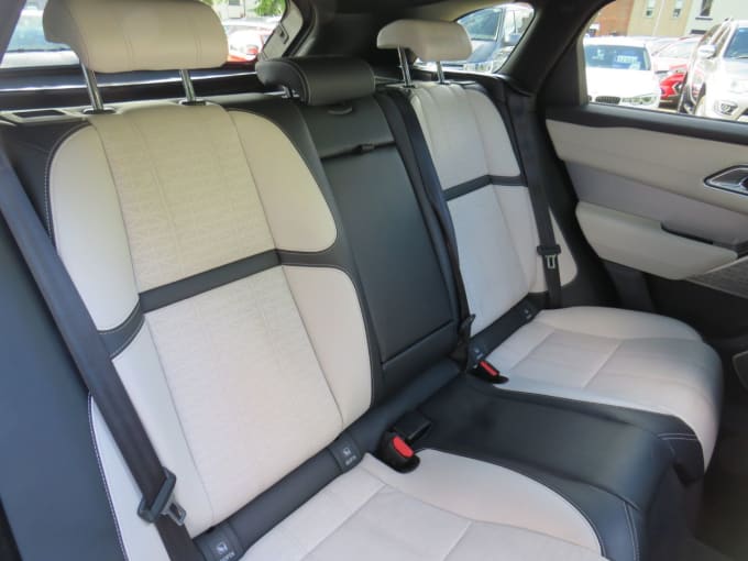 2025 Land Rover Range Rover Velar