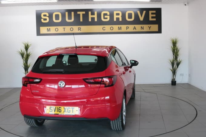 2025 Vauxhall Astra