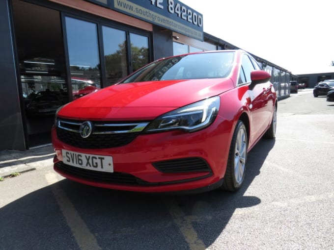 2025 Vauxhall Astra