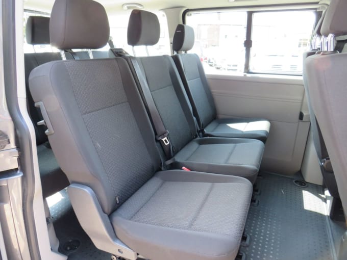 2025 Volkswagen Transporter Shuttle