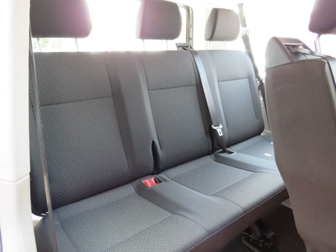 2025 Volkswagen Transporter Shuttle