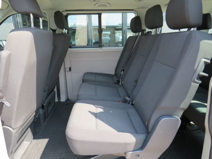 2025 Volkswagen Transporter Shuttle