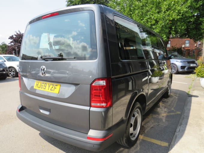 2025 Volkswagen Transporter Shuttle