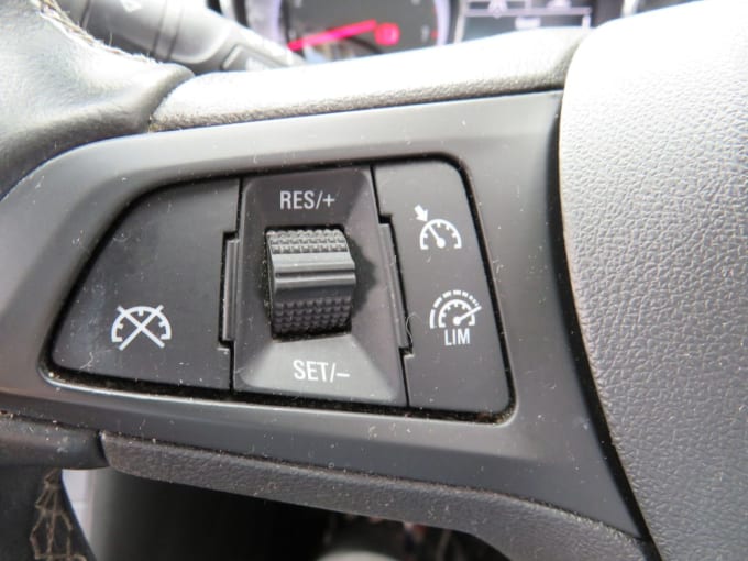 2025 Vauxhall Astra