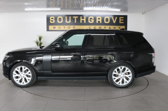 2025 Land Rover Range Rover
