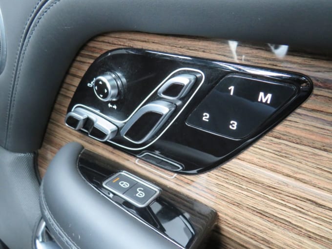 2025 Land Rover Range Rover