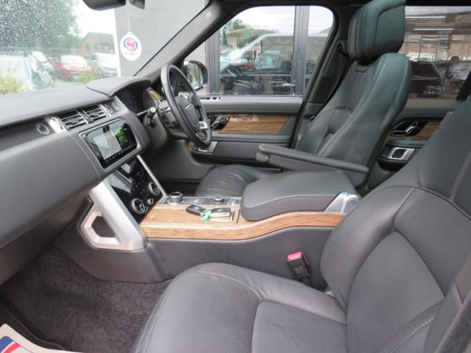 2025 Land Rover Range Rover