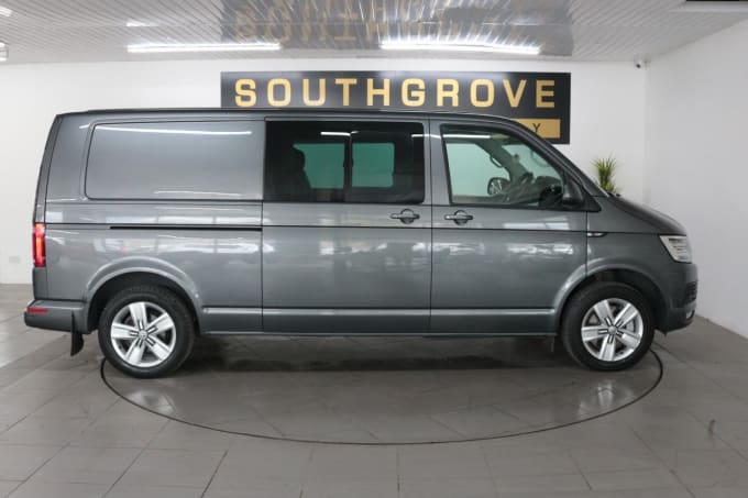 2025 Volkswagen Transporter