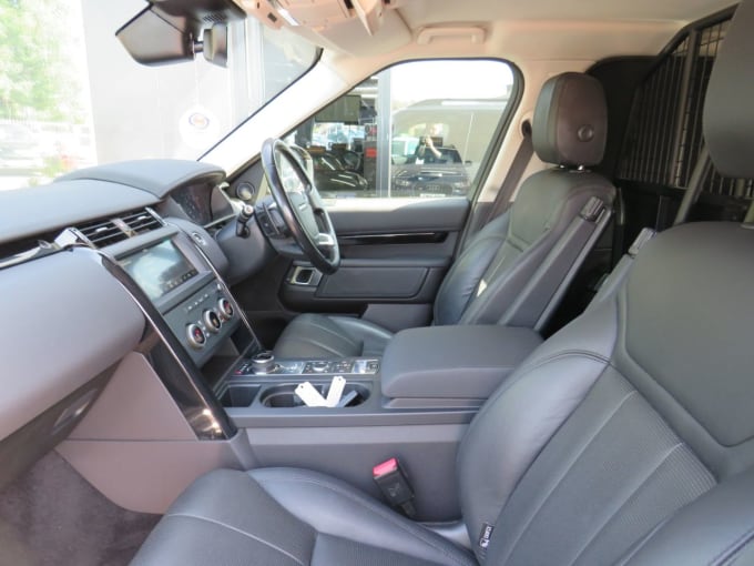 2025 Land Rover Discovery