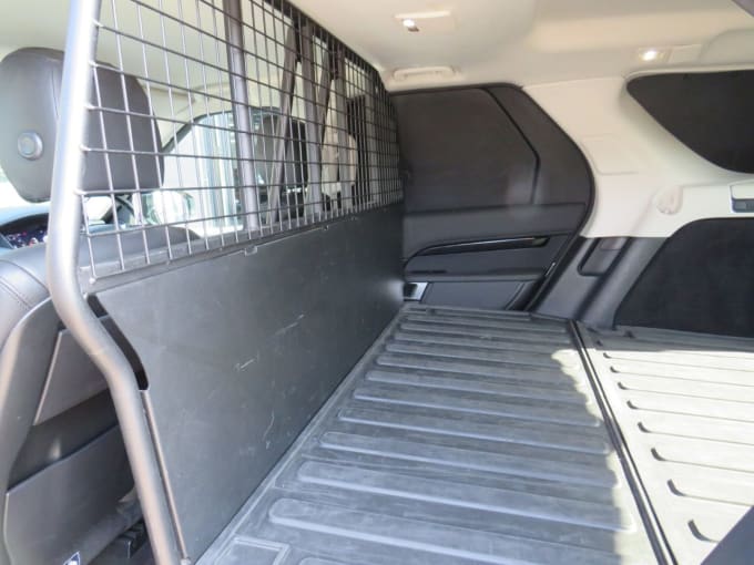 2025 Land Rover Discovery