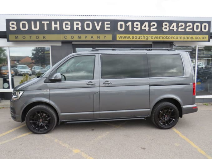 2018 Volkswagen Transporter Shuttle