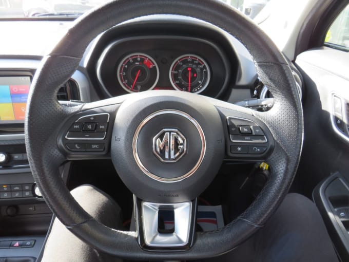 2025 Mg Mg3