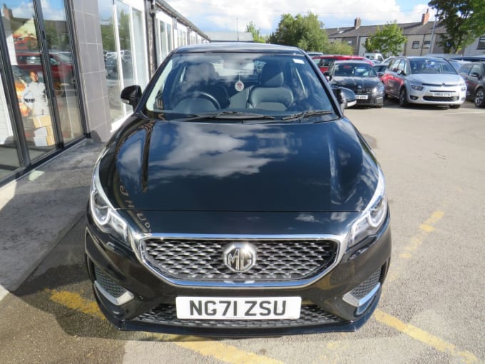 2025 Mg Mg3