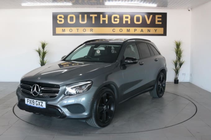 2025 Mercedes-benz Glc