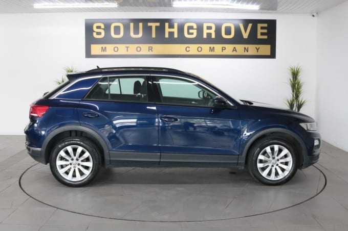 2025 Volkswagen T-roc